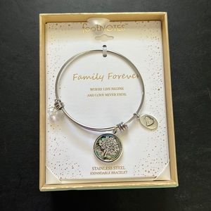 Family expandable bracelet
